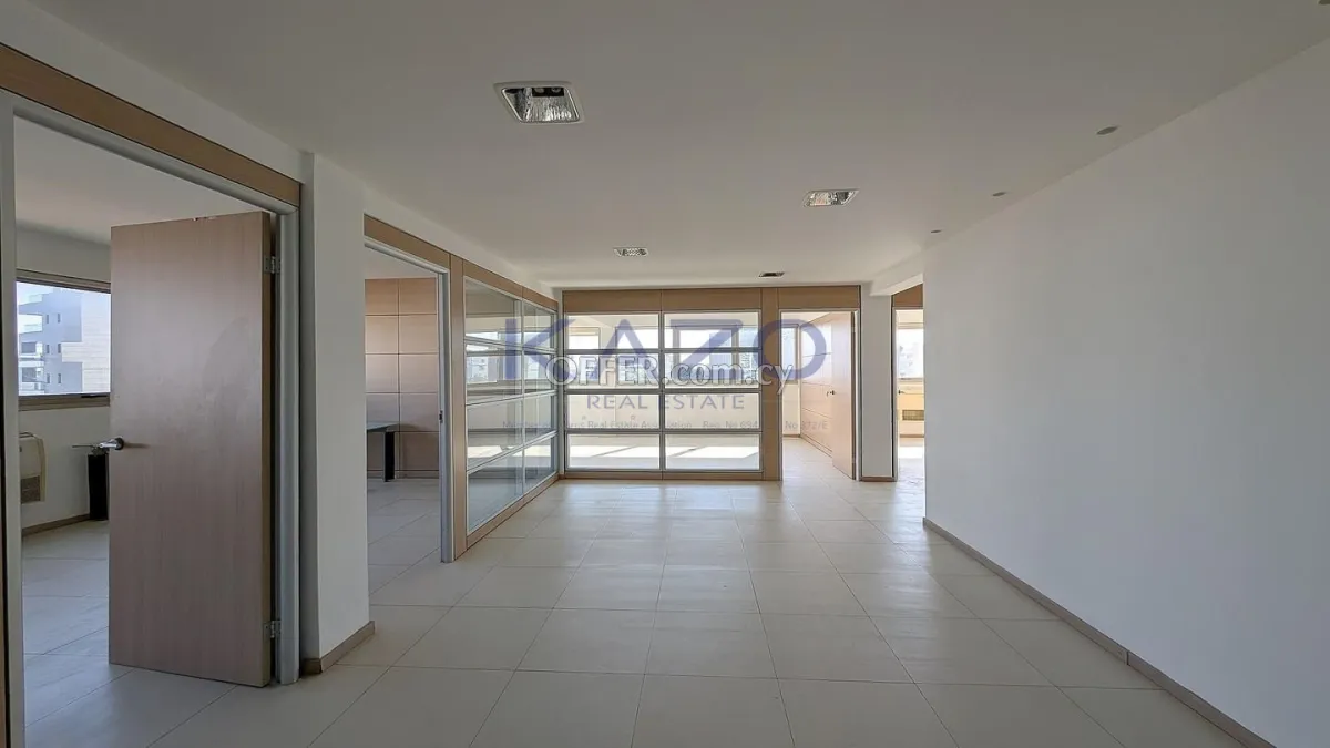 Office Space in Agia Zoni, Limassol - 8