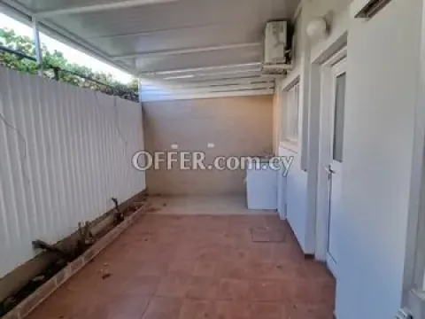 In an excellent area in Platys Aglantzias, a 4-bedroom house  on a cor - Main Photo