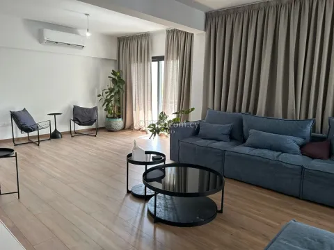 FULLY RENOVATED FOUR BEDROOM APARTMENT IN THE HEART OF LIMASSOL CENTRE - Main Photo