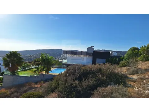 Plot with amazing sea view in an exclusive area - Main Photo