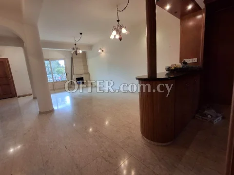 Rent a ground floor house in Mesa Geitonia easy access to Neapolis and Griva Dighenis avenue and to the beach - Main Photo