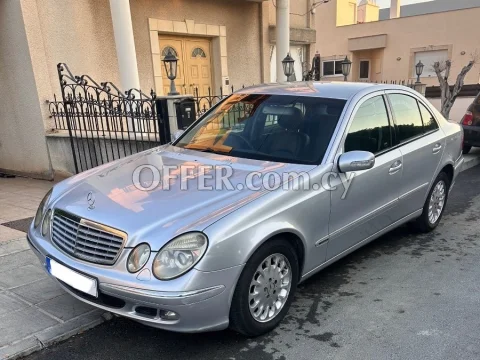 2006 Mercedes E220 2.1L Diesel Automatic - Main Photo
