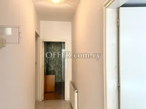 Spacious 3 Bedroom in a Prime Location Strovolos and near all amenitie - Main Photo