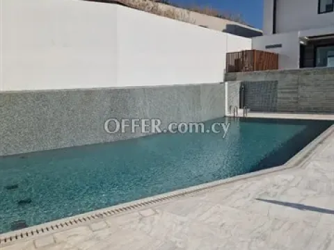 2 Bedroom Townhouse  In Agios Tychonas, Limassol - Main Photo