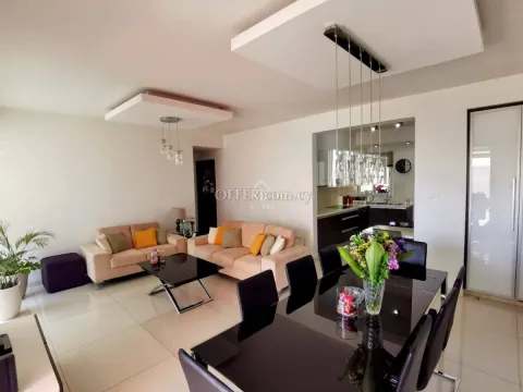 THREE BEDROOM+OFFICE PENTHOUSE WITH ROOF GARDEN IN MESA GETONIA - Main Photo