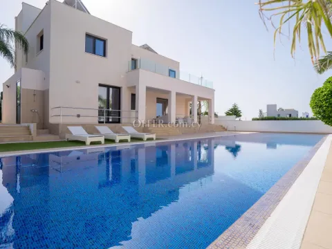 4 Bed Detached Villa for rent in Pegeia, Paphos - Main Photo