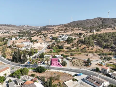 Spacious 3 Bedroom Semi Detached House with Basement in Agia Anna Larnaca - Main Photo