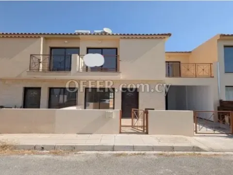 New For Sale €190,000 House (1 level bungalow) 3 bedrooms, Semi-detached Dromolaxia, Dromolaksia Larnaca - Main Photo