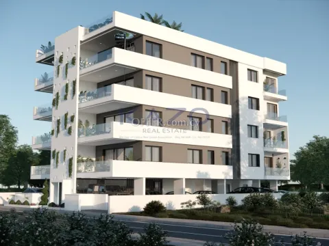 Modern Three Bedroom Apartment in Central Lykavitos - 3