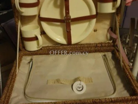 Debenhams picnic basket - Main Photo