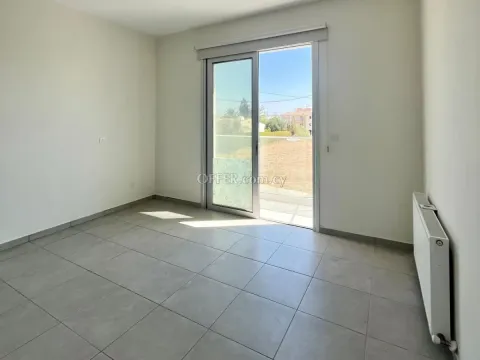 House (Semi detached) in Latsia, Nicosia for Sale - Main Photo