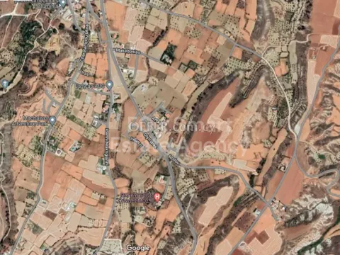 Land, Agricultural Land, Nicosia, Pera, 3,345m² - Main Photo