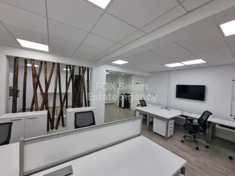 Office, Standard Office, Nicosia, Agioi Omologites, 729m² - Main Photo