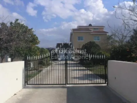 House, For Sale, Nicosia, Pera - Main Photo
