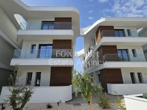 Apartment, For Sale, Nicosia, Aglantzia, Platy - Main Photo