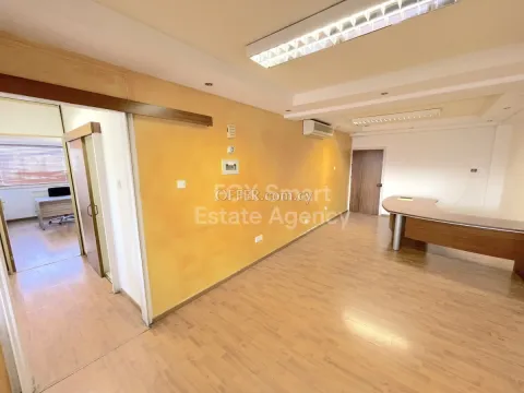 Office, Top Floor Office, Nicosia, Nicosia Center, Agioi Omologites - Main Photo