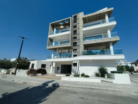 Apartment, For Sale, Nicosia, Aglantzia, Platy - Main Photo