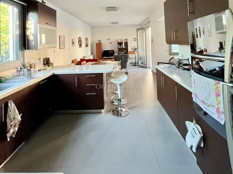 House (Detached) in Latsia, Nicosia for Sale - 11