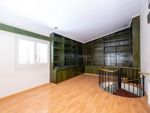 House (Detached) in Agios Dometios, Nicosia for Sale - Main Photo