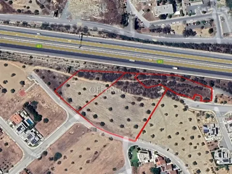 (Commercial) in Latsia, Nicosia for Sale - Main Photo