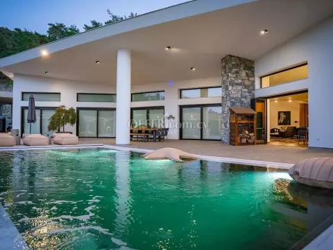 6 BEDROOM VILLA IN LOUVARAS - Main Photo