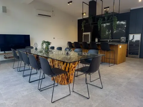 6 BEDROOM VILLA IN LOUVARAS - 8