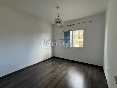 One Bedroom Apartment with Extra Room, communal Pool in Peaceful Tombs of the Kings - 6