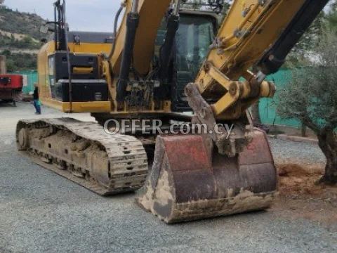 2013 Caterpillar 329el - Main Photo