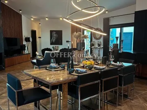 6 BEDROOM VILLA IN LOUVARAS - 5