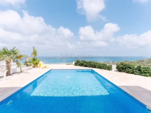 4 Bed Detached Villa for rent in Peyia, Paphos - Main Photo