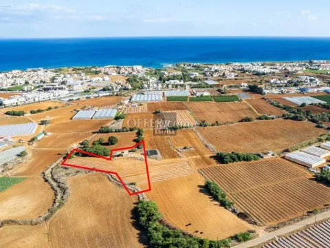 Shared Residential Field in Paralimni - Main Photo