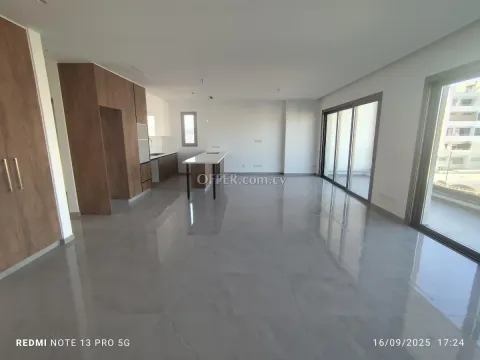 2 Bed Apartment for rent in Tsirio, Limassol - Main Photo