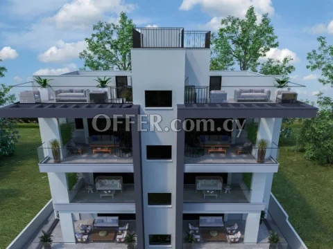 Large balconies plus private roof garden 21.9m2 and two storage rooms - Main Photo