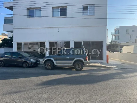Ground floor showrooms/shops is now available for rent in Lakatamia area. - Main Photo