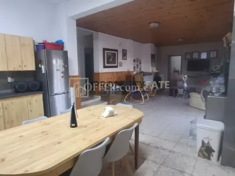 3 Bedroom Detached house in 2000m Plot in Silikou - 4