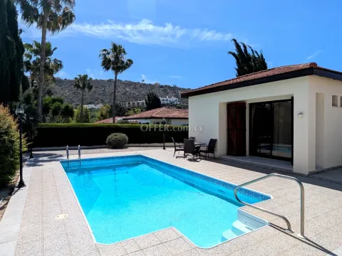 3-bedroom Detached Villa 125 sqm in Pissouri - 2