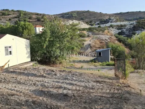 Field for sale in Omodos, Limassol - Main Photo