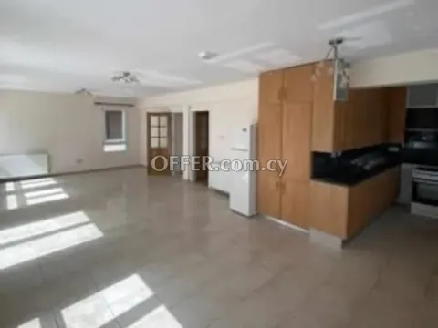 4-bedroom Detached Villa 305 sqm in Aradippou - Main Photo