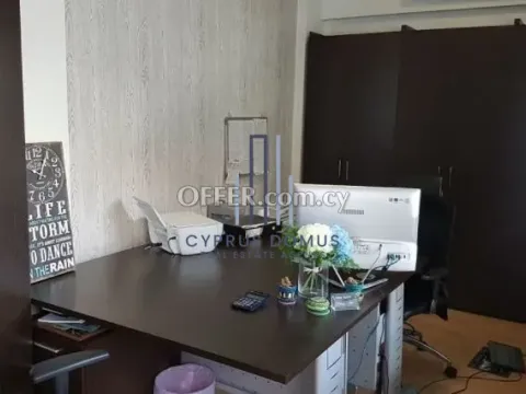 Office Building For Rent In Town Center - Main Photo