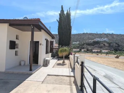 3-bedroom Detached Villa 125 sqm in Pissouri - 12