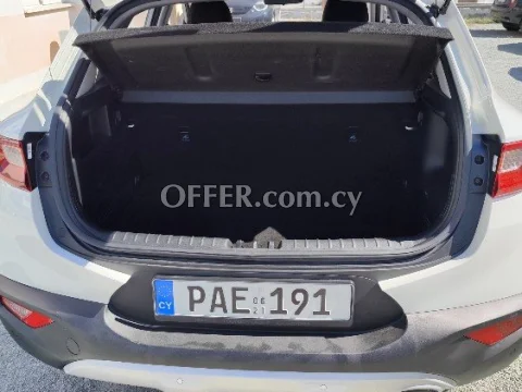 2021 KIA Stonic 1.0L Petrol Automatic SUV - Photo 1