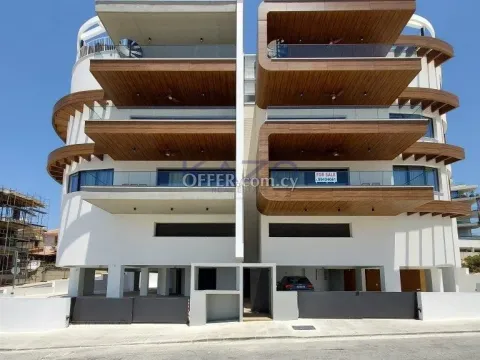 Modern Panthea Penthouse with Pool and Gym - 7