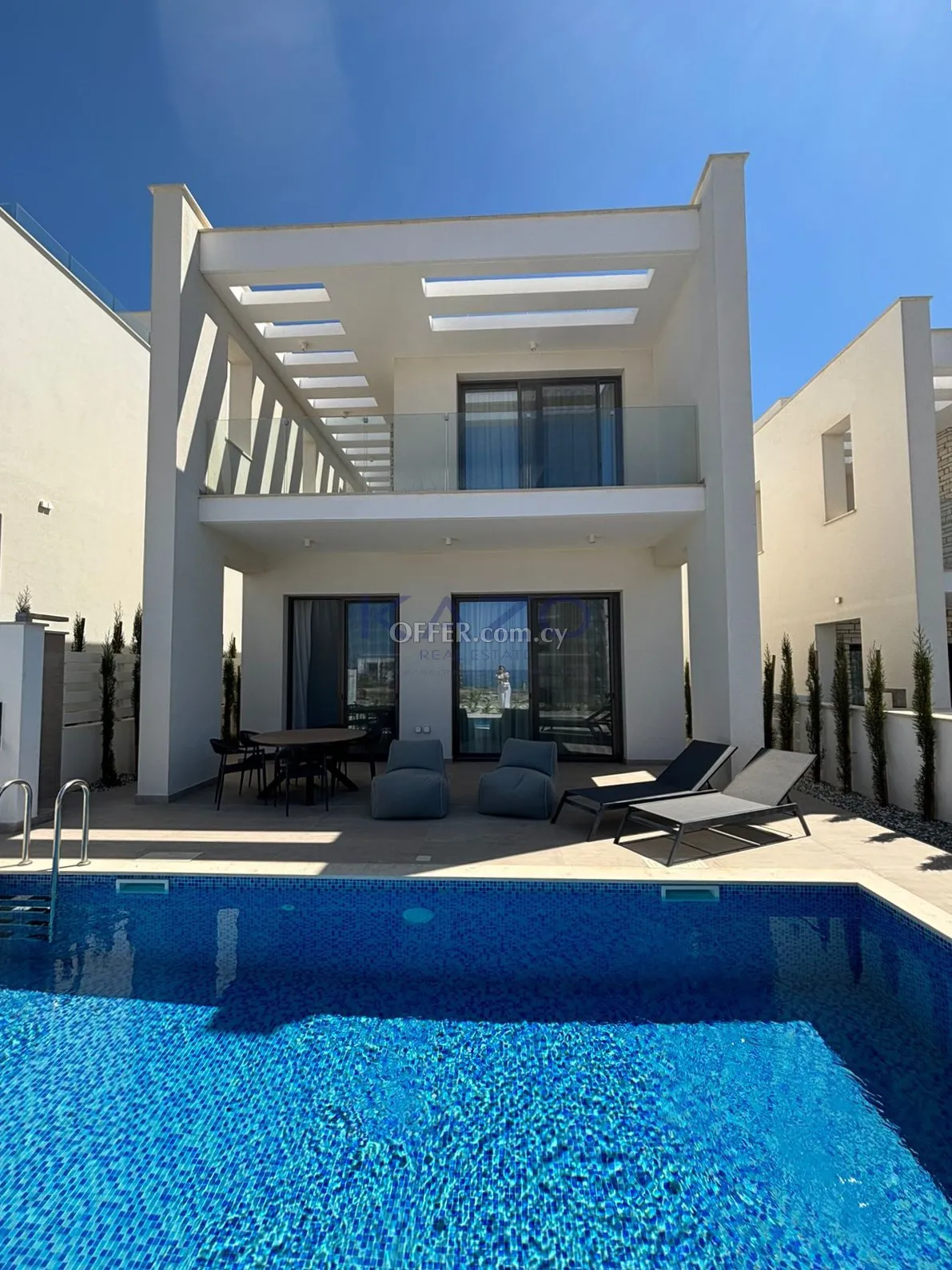 Luxury Sea Front Villa with Private Pool in Paphos Tombs of the Kings - 11