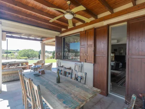 Charming Three Bedroom Villa Nestled in Protaras - 11