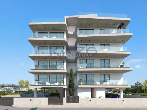 Modern Penthouse Apartment with Pool in Livadia - 2