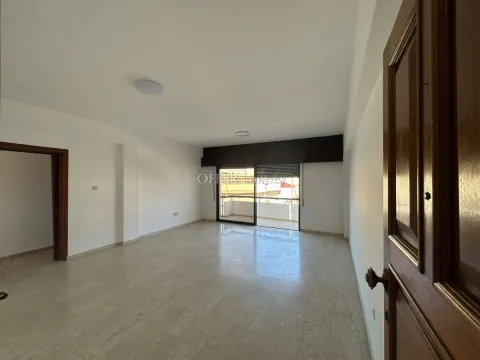 2 Bed Apartment for rent in Zakaki, Limassol - Main Photo