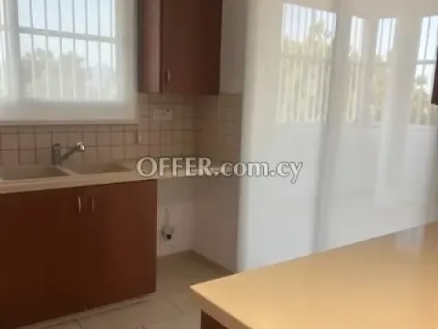 Modern and spacious 3-bedroom semi-furnished apartment  in a prime loc - Main Photo