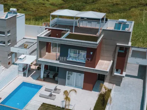 Luxurious Fully Furnished Three Bedroom Home in Quiet Mouttagiaka - Main Photo