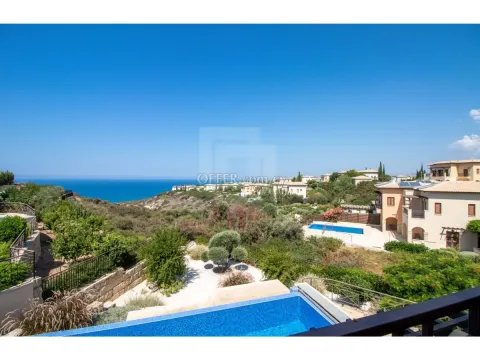 Luxury 5 bedroom villa for sale in Aphrodite Hills - Main Photo