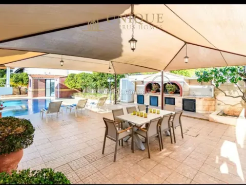 Modern Six Bedroom Villa with Sea View in Tala - Main Photo